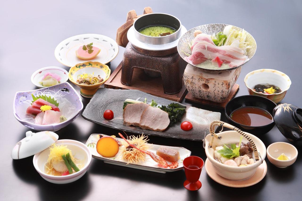 Shinki Hotel Shibukawa Eksteriør billede