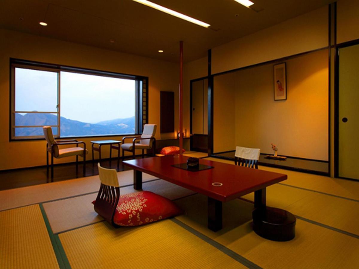 Shinki Hotel Shibukawa Eksteriør billede