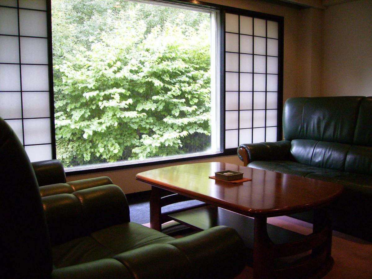 Shinki Hotel Shibukawa Eksteriør billede