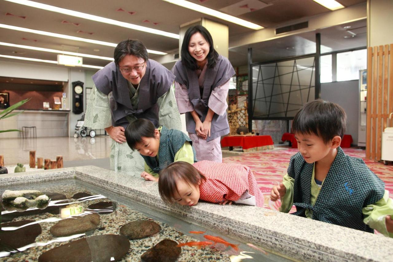 Shinki Hotel Shibukawa Eksteriør billede