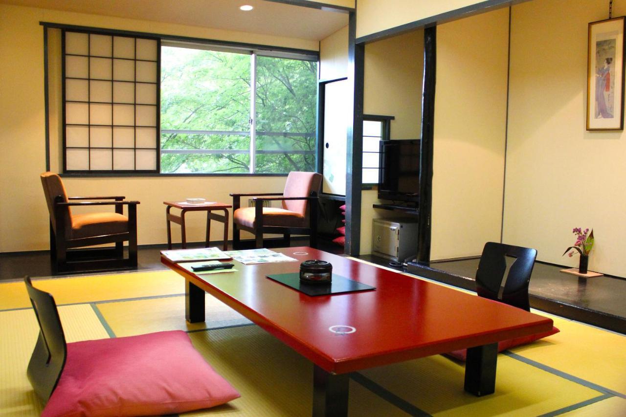 Shinki Hotel Shibukawa Eksteriør billede